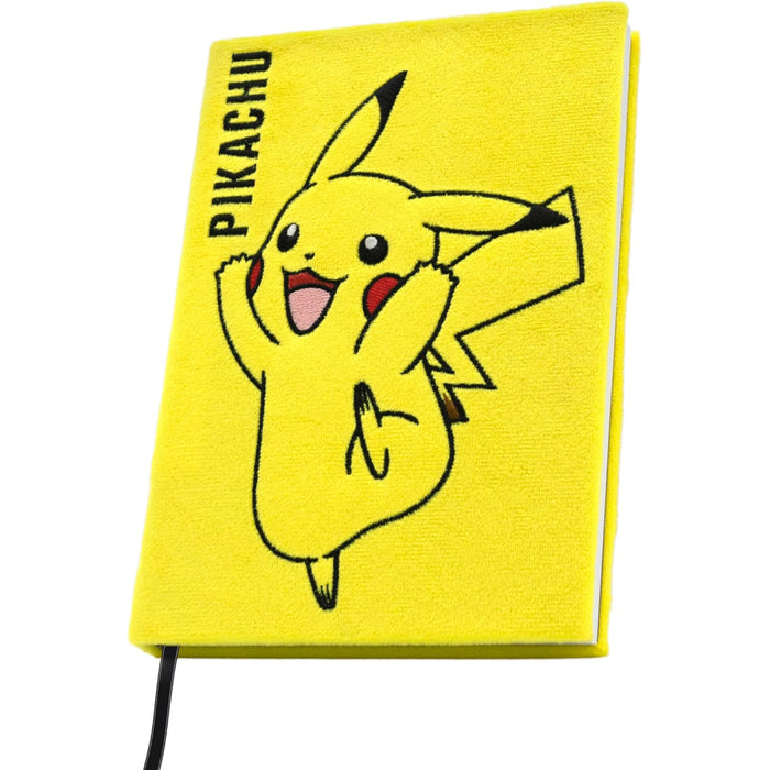Pok&eacute;mon &mdash; Cahier A5 Premium Pikachu peluche